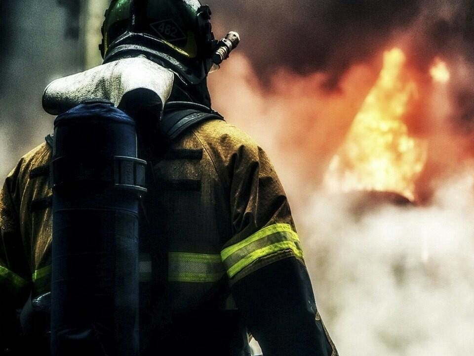 Пожарно-спасательные подразделения ликвидировали пожар в г. Петрозаводске.